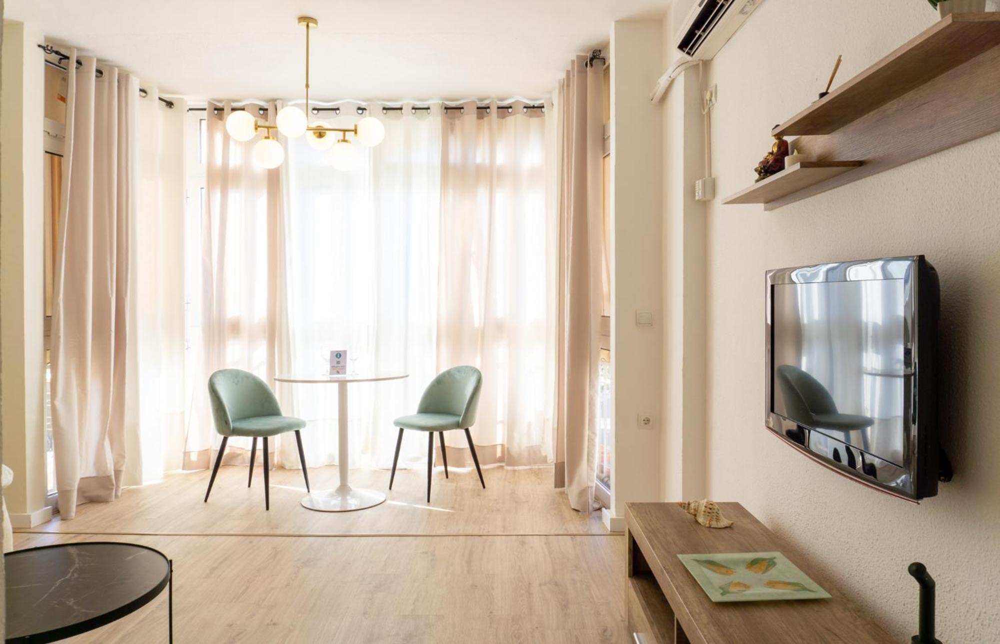Apartamento Picasso Торремолинос Экстерьер фото